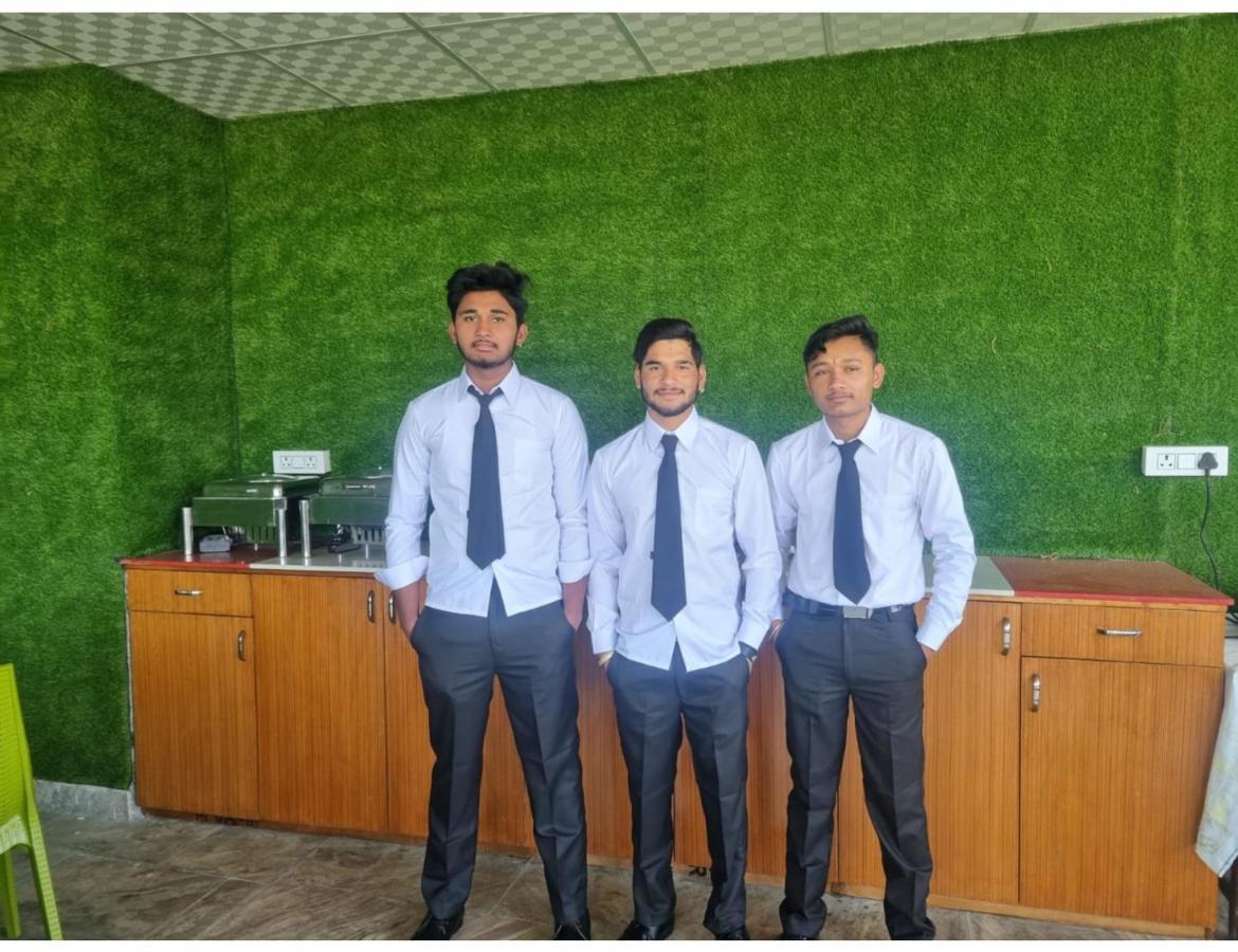 Hotel Krishna Palace, Mussoorie Eksteriør bilde